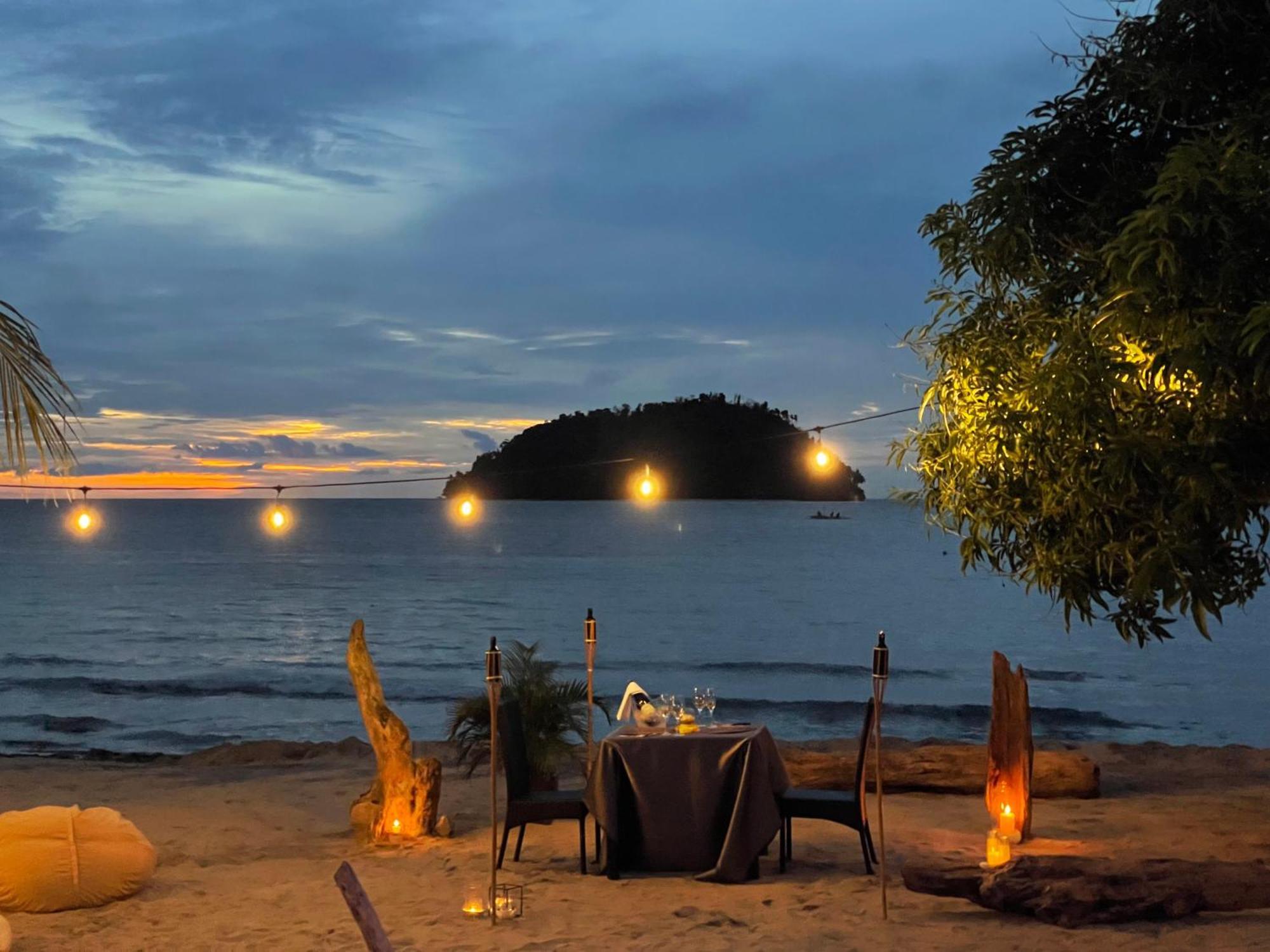 Amila Dive Beach Resort Sipalay Extérieur photo