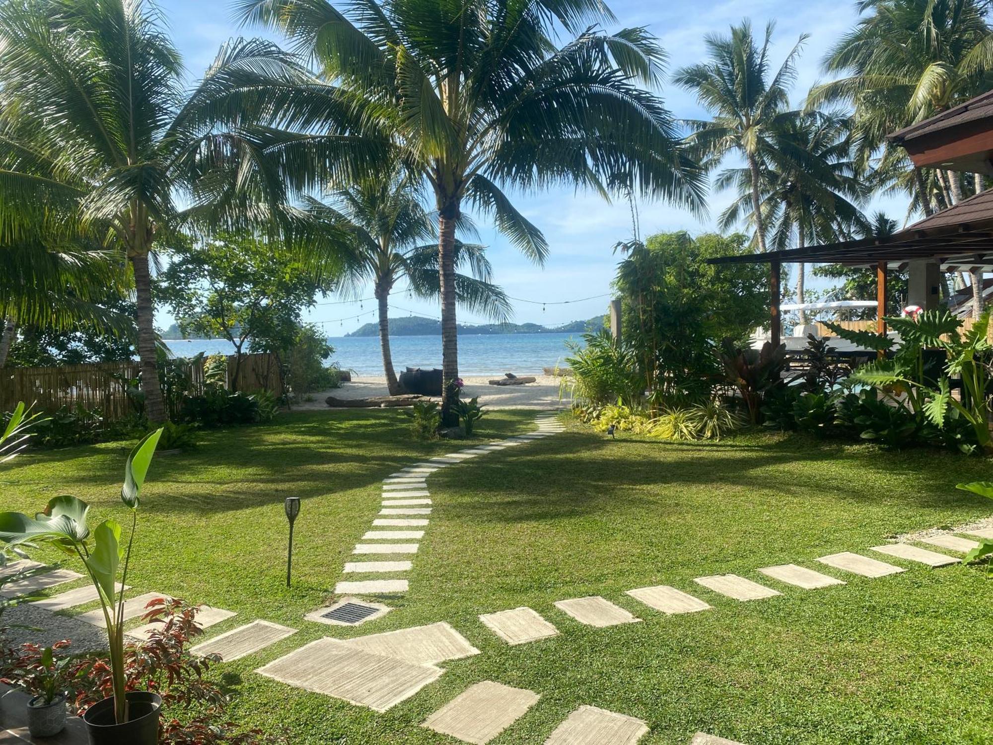 Amila Dive Beach Resort Sipalay Extérieur photo
